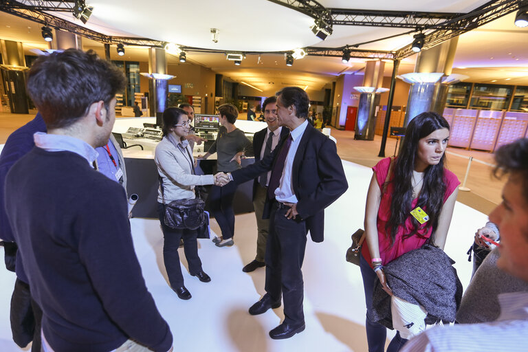 Photo 3 : Vox Box Studio set up for Spanish TV programme Las Mananas de Cuatro