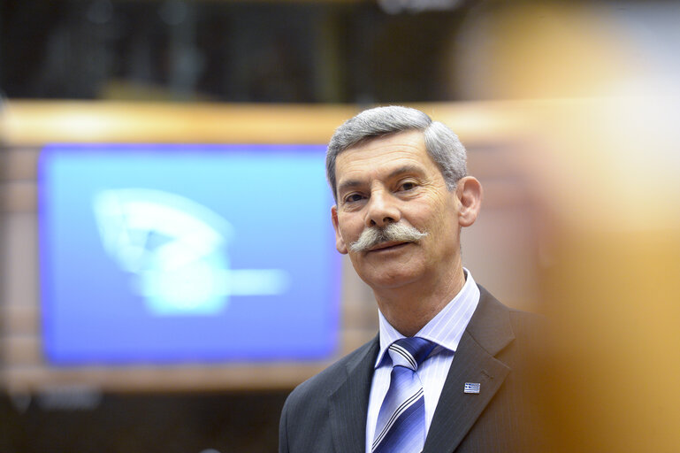 Fotagrafa 16: MEP Eleftherios SYNADINOS at the European Parliament in Brussels