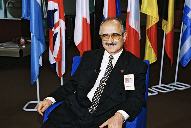 Photo 2: Interview with Kahraman EMMIOGLU