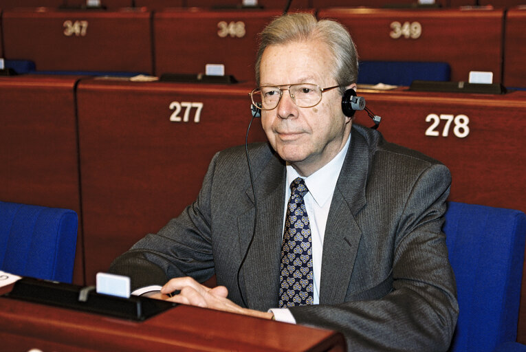 Fotografia 4: MEP Raimo ILASKIVI at the European Parliament in Strasbourg