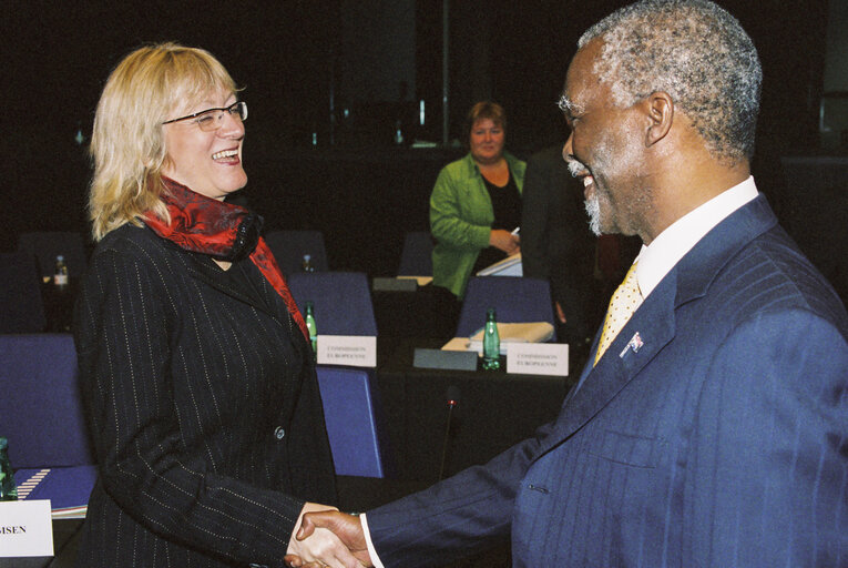 Fotografie 22: Visit of Thabo MBEKI, President of South Africa at the European Parliament in Strasbourg