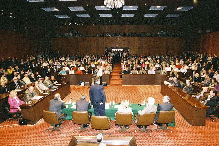 Fotografia 42: Newly appointed Secretary General meets with the EP staff in Luxembourg