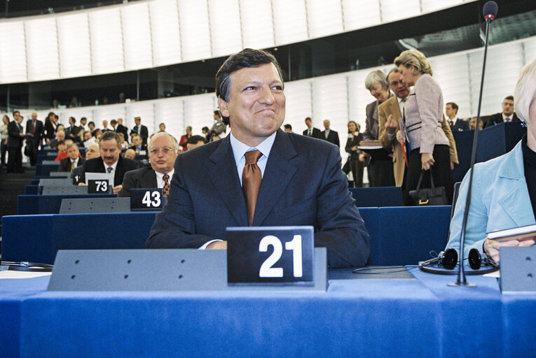 Fotogrāfija 15: Jose Manuel BARROSO EC President in Plenary Session at the European Parliament in Strasbourg