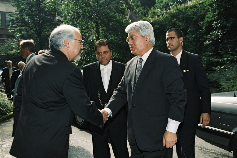 Fotografia 18: Visit of Israeli Foreign Minister David LEVY to the EP in Brussels