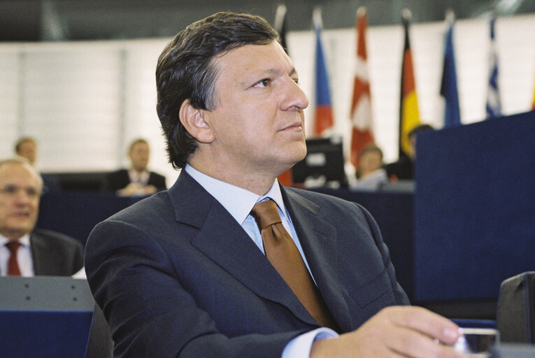 Fotogrāfija 14: Jose Manuel BARROSO EC President in Plenary Session at the European Parliament in Strasbourg