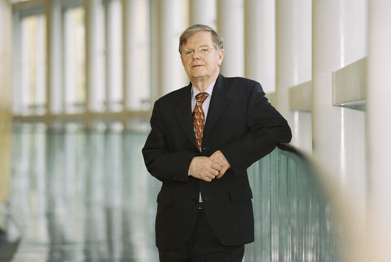 Fotografi 3: MEP John Joseph McCARTIN at the European Parliament in Strasbourg