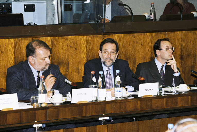 Photo 7 : Committee Meeting: Exchange of views with Mr Javier SOLANA, NATO Secretary-General