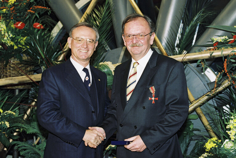 Nuotrauka 4: German MEPs are awarded the German 'Verdienstkreuz' (Merit Cross of the Federal Republic of Germany)