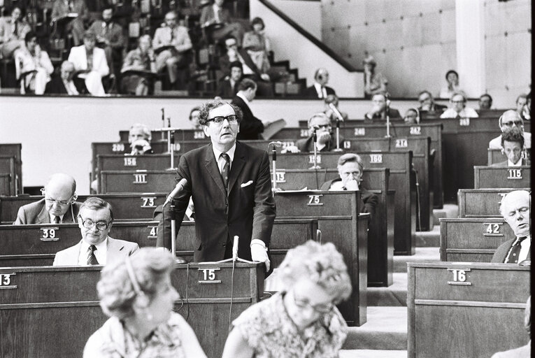 Снимка 16: Plenary session Strasbourg may 1976