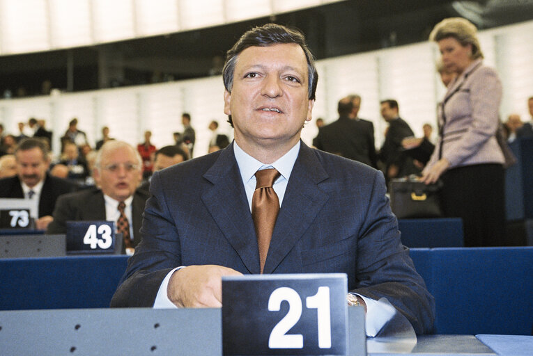 Fotogrāfija 13: Jose Manuel BARROSO EC President in Plenary Session at the European Parliament in Strasbourg