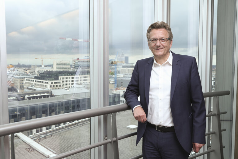 Foto 10: Dietmar KOSTER in the European Parliament in Brussels