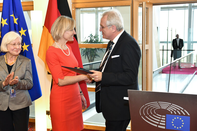 Fotó 23: Bundesverdienstkreuz (German Federal Cross of Merit) ceremony at the EP in presence of EP President