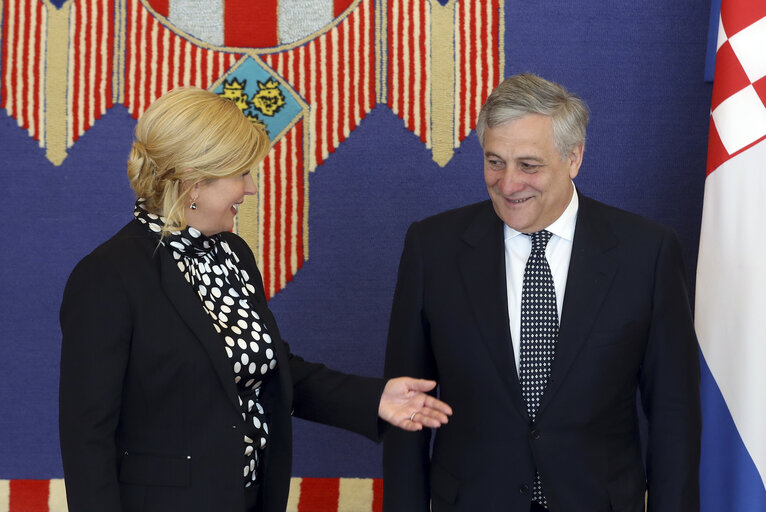 Valokuva 1: Official visit to Croatia - Kolinda GRABAR-KITAROVIC - President of the Republic of Croatia meets with Antonio TAJANI - EP President