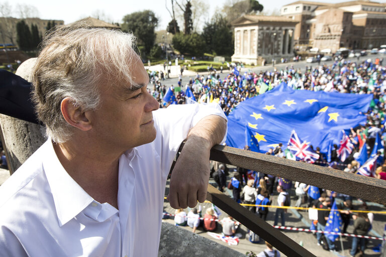 Fotografija 13: Celebrations of the 60th anniversary of the signing of the Treaties of Rome - Forum on the Future of Europe - ' March in Rome '