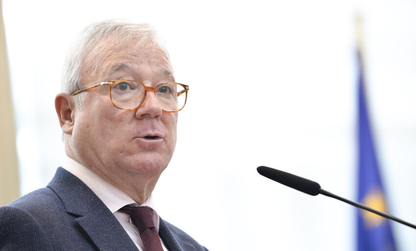 Fotó 11: EPRS EP - EUI History Roundtable : 25th anniversary of the Maastricht Treaty