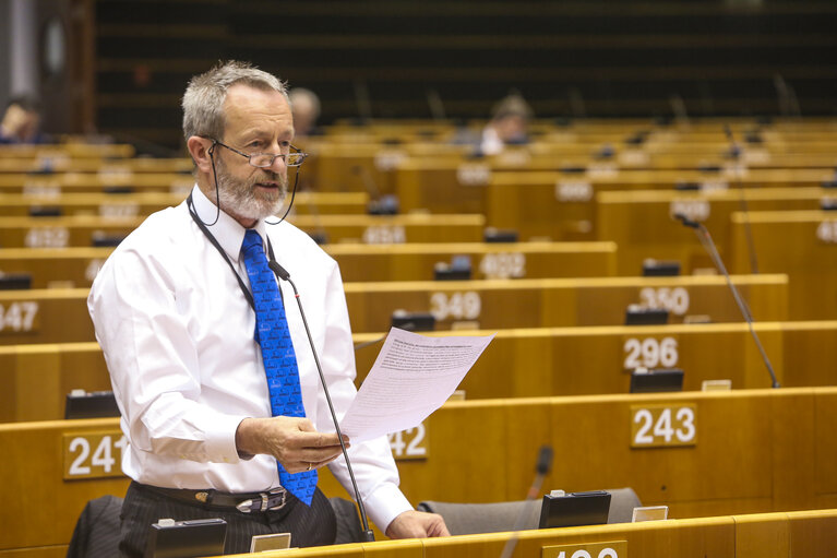 Снимка 25: Plenary session - Week 17 2017 in BrusselsVOTES followed by explanations of votes