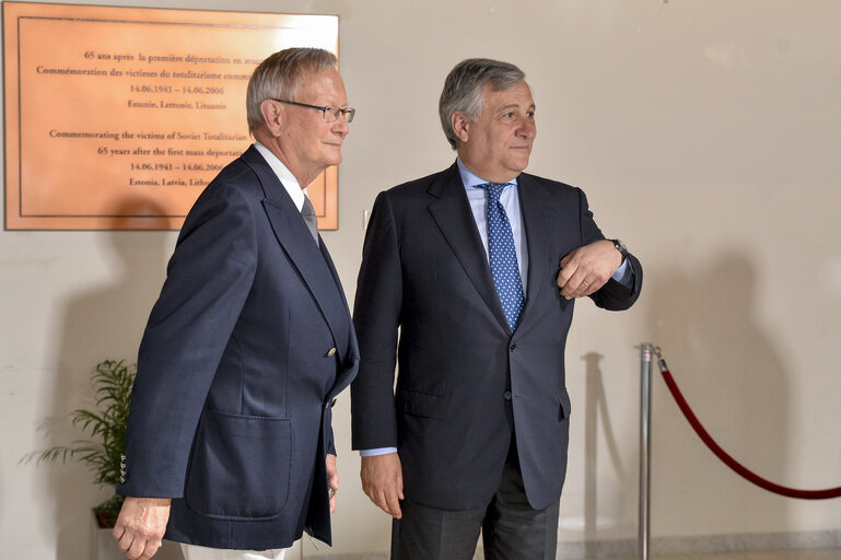 Billede 7: Antonio TAJANI - EP President inaugurates a dedication plaque to honor the victims of Soviet Totalitarism in Estonia, Latvia and Lithuania