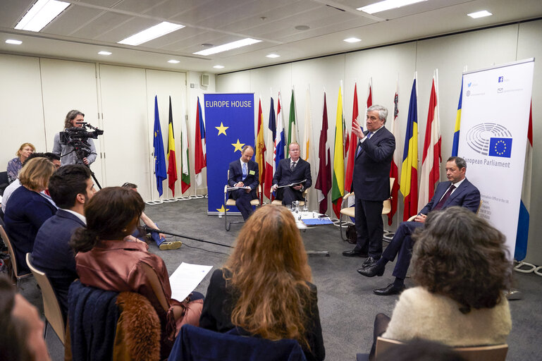 Φωτογραφία 5: Visit of the President of the European Parliament to London - Meeting with NGOs