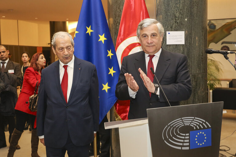 Foto 8: 30 Opening of the exhibition: Tunisian Week  ' Tunisia 100.000 Years of History '