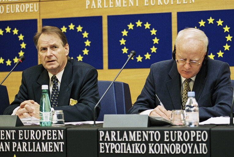 Report by Reino PAASILINNA (PES, FIN) on the Information Society, eEurope 2005 and the European Agency for the Security and Information Network