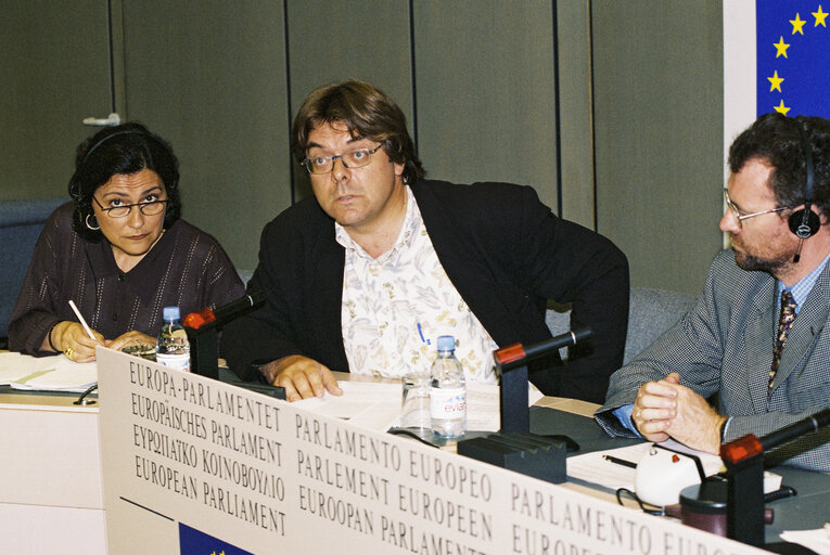 Fotogrāfija 7: Press conference onThe Ottawa Treaty, the Anti-Personnel Mine Ban Convention, or often simply referred to as the Mine Ban Treaty.