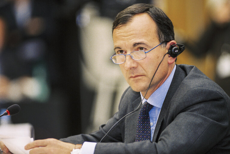 Suriet 9: Hearing of Commissioners-Designate: Franco FRATTINI