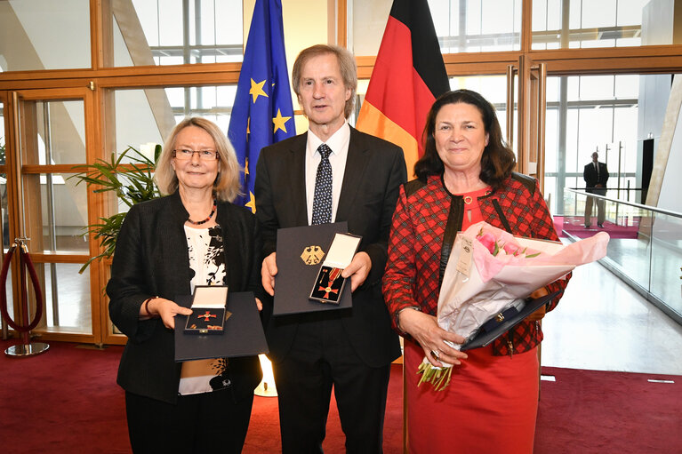 Fotó 1: Bundesverdienstkreuz (German Federal Cross of Merit) ceremony at the EP in presence of EP President