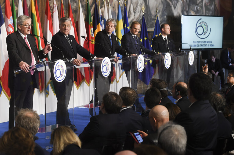 Fotografija 8: Celebration of the ' 60 years of the Treaty of Rome ' in Campidoglio - Press conference