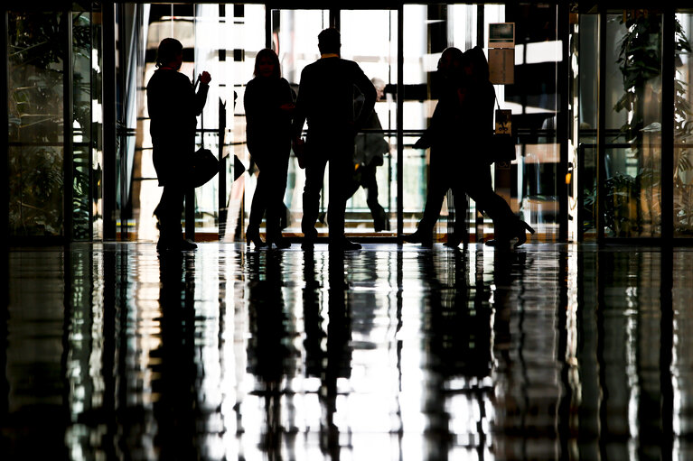 Fotografie 12: Visitors in EP building in Strasbourg