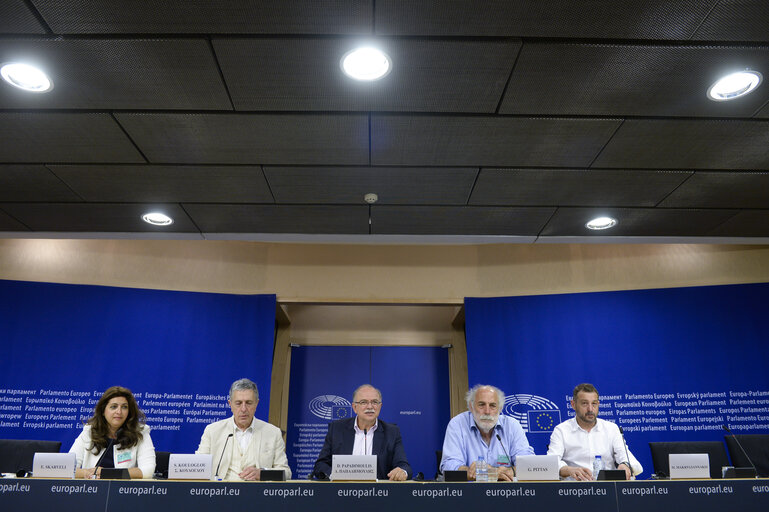 Fotografie 25: Press conference on ' Greece a la carte '