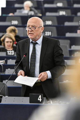 Foto 9: Plenary session week 14 2017 in Strasbourg- Explanations of votes on the negotiations with the United Kingdom following its notification that it intends to withdraw from the European Union