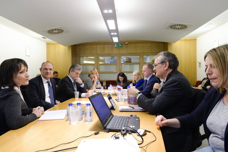 Φωτογραφία 27: Meeting between Vice-President Sylvie GUILLAUME and Directorate-General for Communication and Directorate for Media