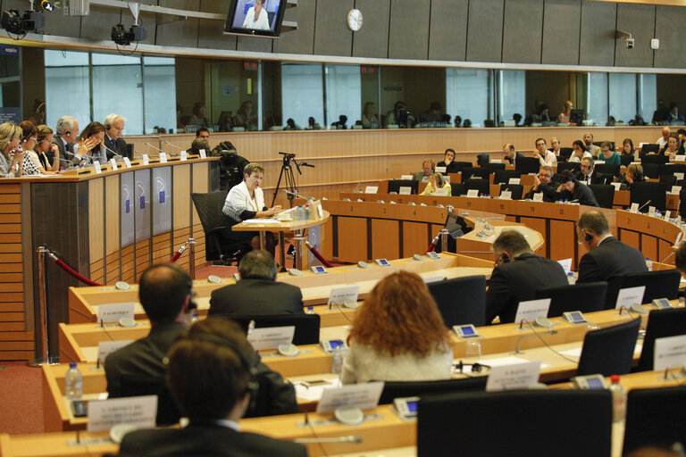 Photo 6 : Hearing of Commissioner-designate for Budget and Human Ressources - BUDG - CONT