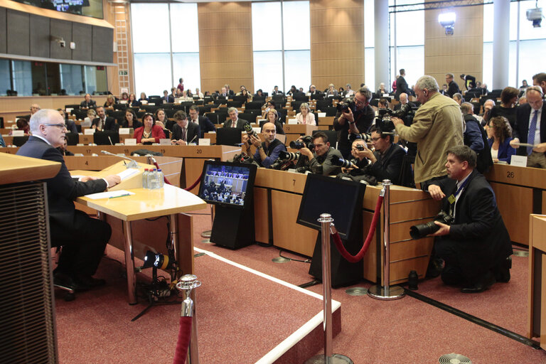 Fotografija 19: Hearing of Commissioner-designate for Better Regulation, Inter-Institutional Relations, the Rule of Law and the Charter of Fundamental Rights  JURI - LIBE - AFCO