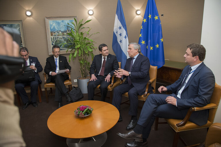 Valokuva 11: Visit of Juan Orlando HERNANDEZ, President of the Honduras to the European Parliament in Brussels