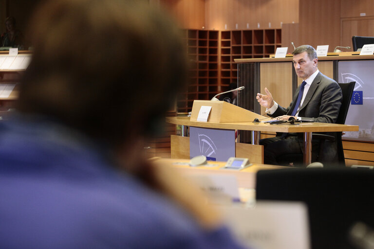 Valokuva 26: Hearing of Commissioner-designate for Digital Single Market - IMCO