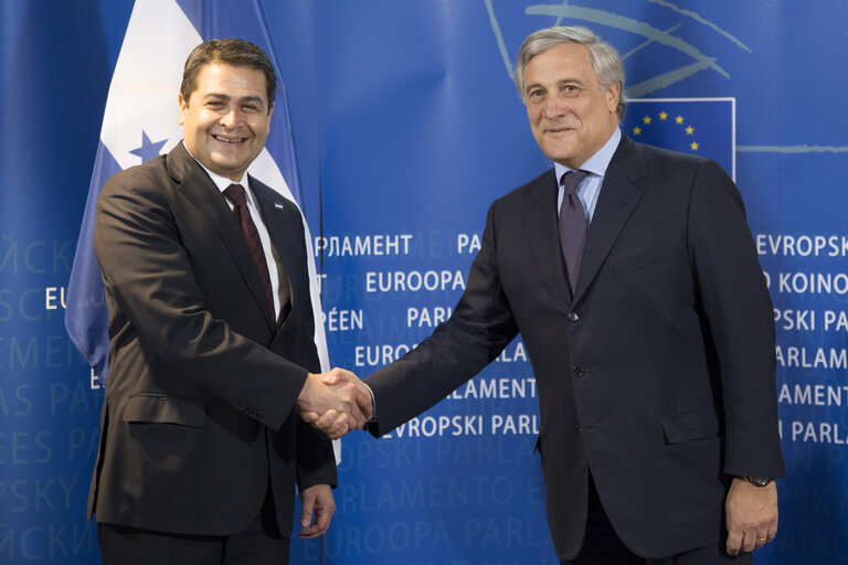 Valokuva 16: Visit of Juan Orlando HERNANDEZ, President of the Honduras to the European Parliament in Brussels