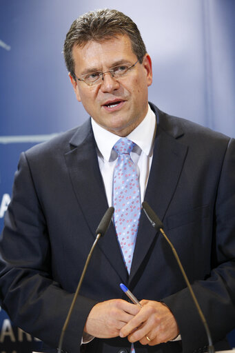 Foto 4: Press conference following the Hearing of Commissioner-designate for Transport and Space - TRAN