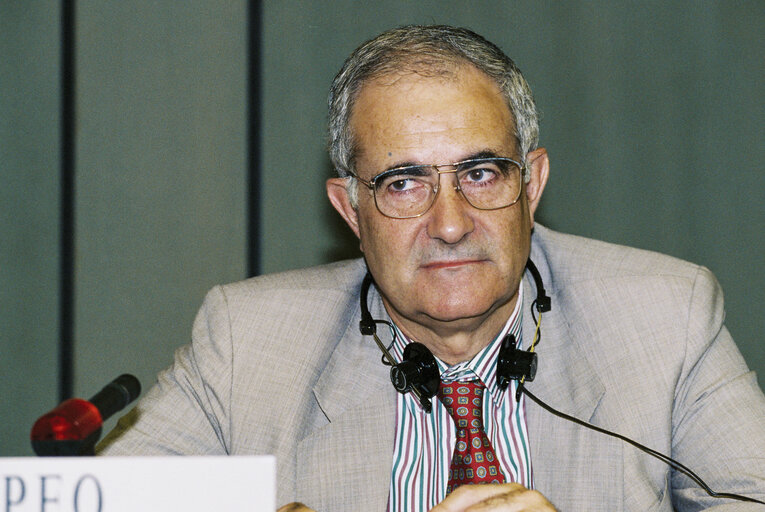 Fotogrāfija 4: Press conference onThe Ottawa Treaty, the Anti-Personnel Mine Ban Convention, or often simply referred to as the Mine Ban Treaty.