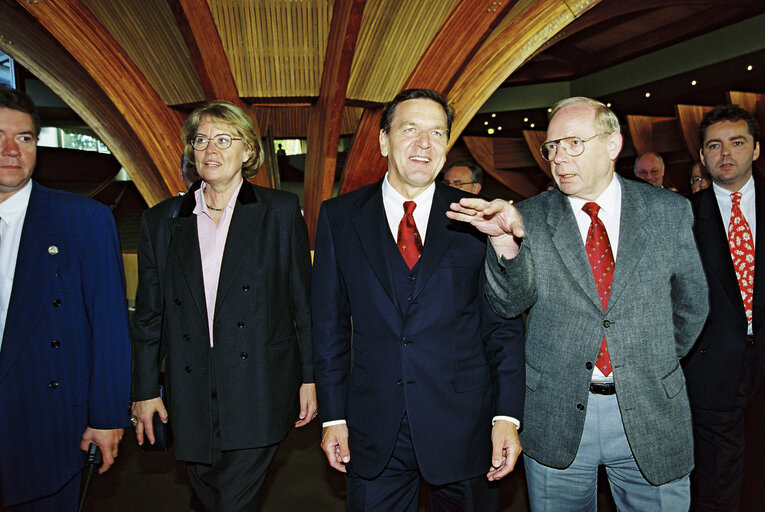 Zdjęcie 46: The Speaker of the German Bundesrat attends a meeting on Institutional Reform of the EU at the EP in Strasbourg