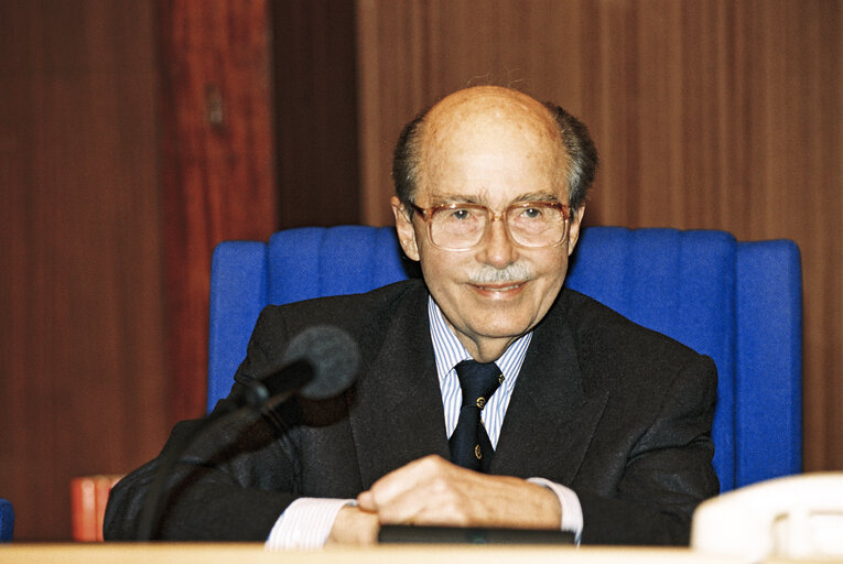 Photo 43 : Plenary Session in Strasbourg. Election of the President of the European Parliament