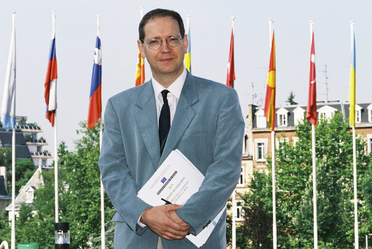 Foto 8: MEP Eric PINEL in Strasbourg