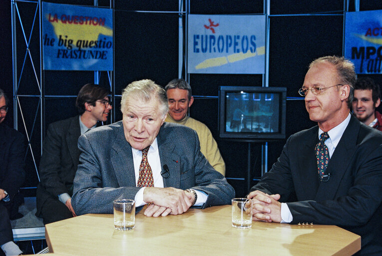 Fotogrāfija 20: MEP Christian E.A. CABROL takes part in the France 3 TV broadcast Europeos in Strasbourg