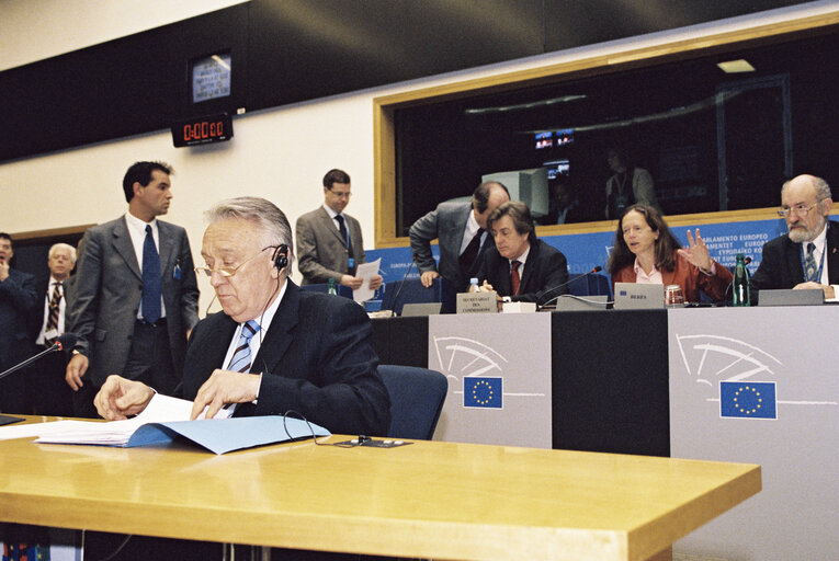 Снимка 11: Hearing of Commissioners-Designate: Laszlo KOVACS