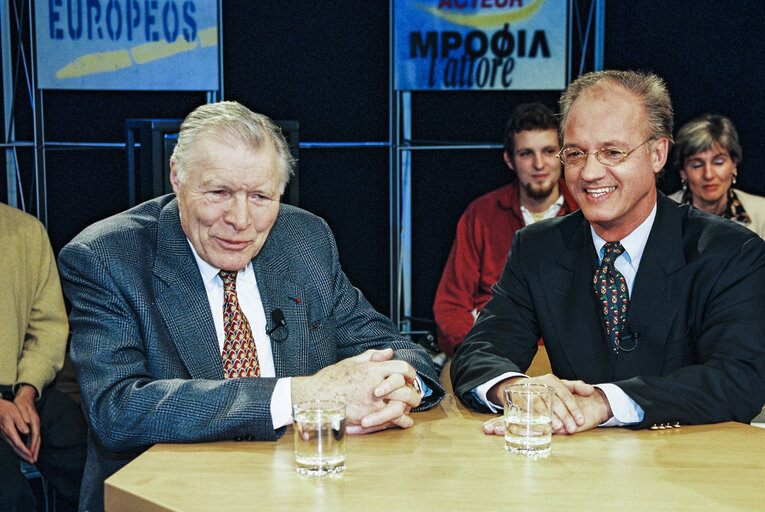 Fotogrāfija 19: MEP Christian E.A. CABROL takes part in the France 3 TV broadcast Europeos in Strasbourg