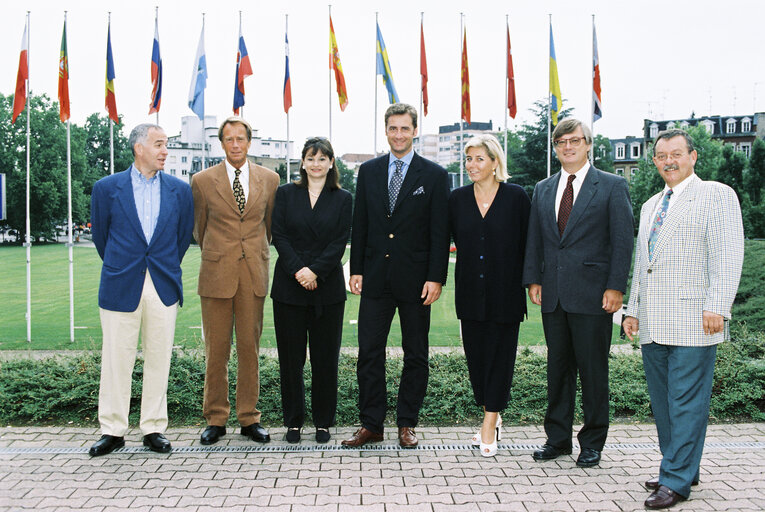 Photo 5 : Austrian NA MEPs with Susanne RIESS-PASSER