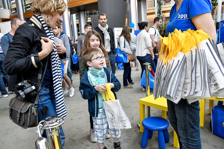 Fotografia 13: Open Day of the European institutions 2017 - Strasbourg -   Animation photo