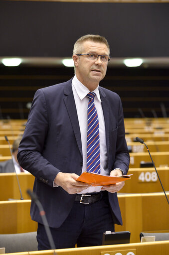 Foto 45: Plenary session week 22 in Brussels - The new European Consensus on Development - our world, our dignity, our future