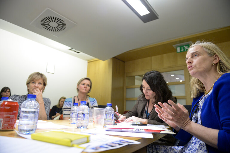 Φωτογραφία 5: Meeting between Vice-President Sylvie GUILLAUME and Directorate-General for Communication and Directorate for Media