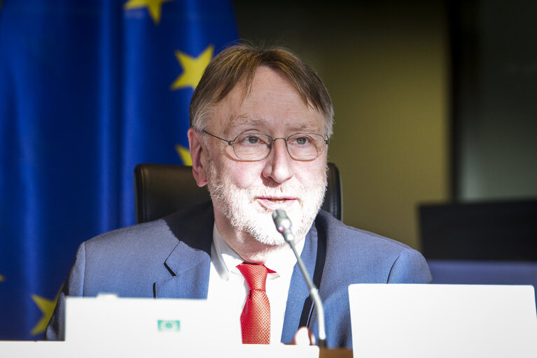 Fotografie 12: INTA Committee hearing on Dual-use reform: ' How to ' future-proof ' EU export controls ? '